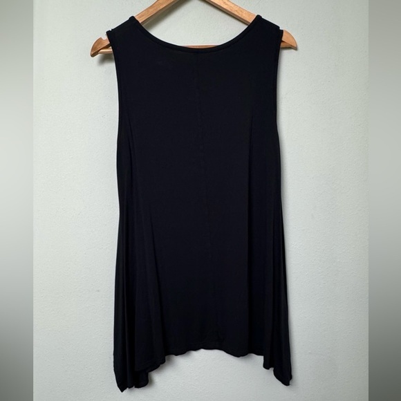Soft Surroundings Black Sleeveless Blouse Top Shark Bite Hem Large STYLE# 27673 - Picture 3 of 5